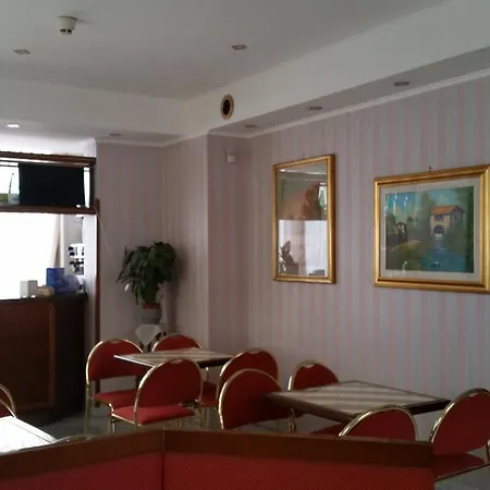 Ambrosi Hotell